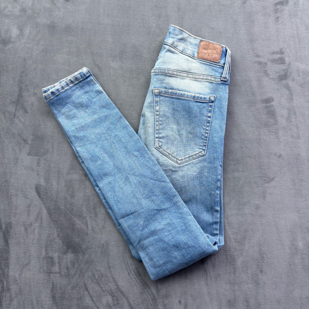 Aeropostale Super High Rise Jegging Distressed Skinny Jeans Light Wash 2 R